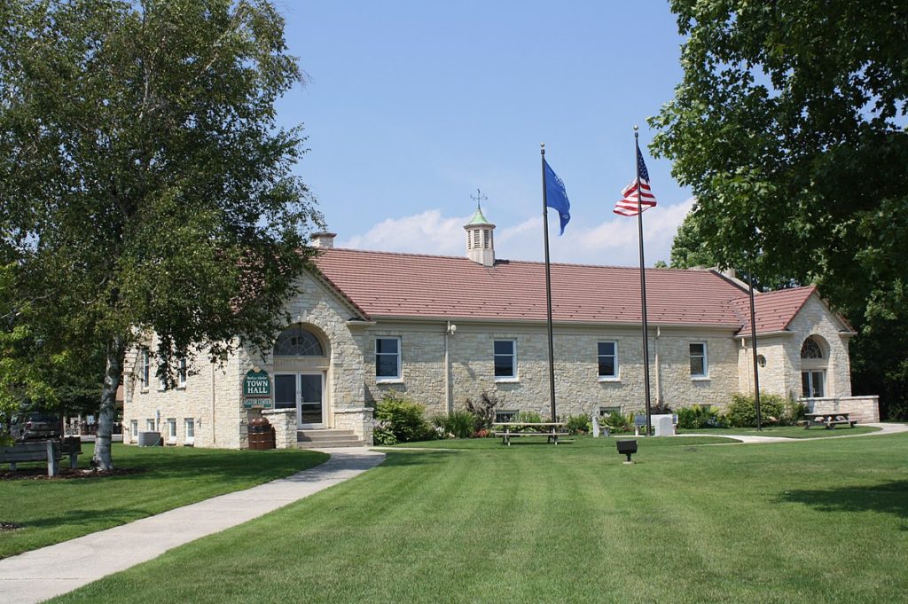Picture depicting the Baileys Harbor Town Hall and McArdle Library