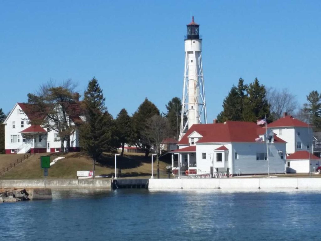 sturgeon bay ship canal lighthouse in door county wisconsin