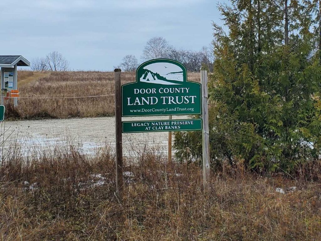 Road Sign for the Legacy Preserve at Clay Banks - Door County Land Trust